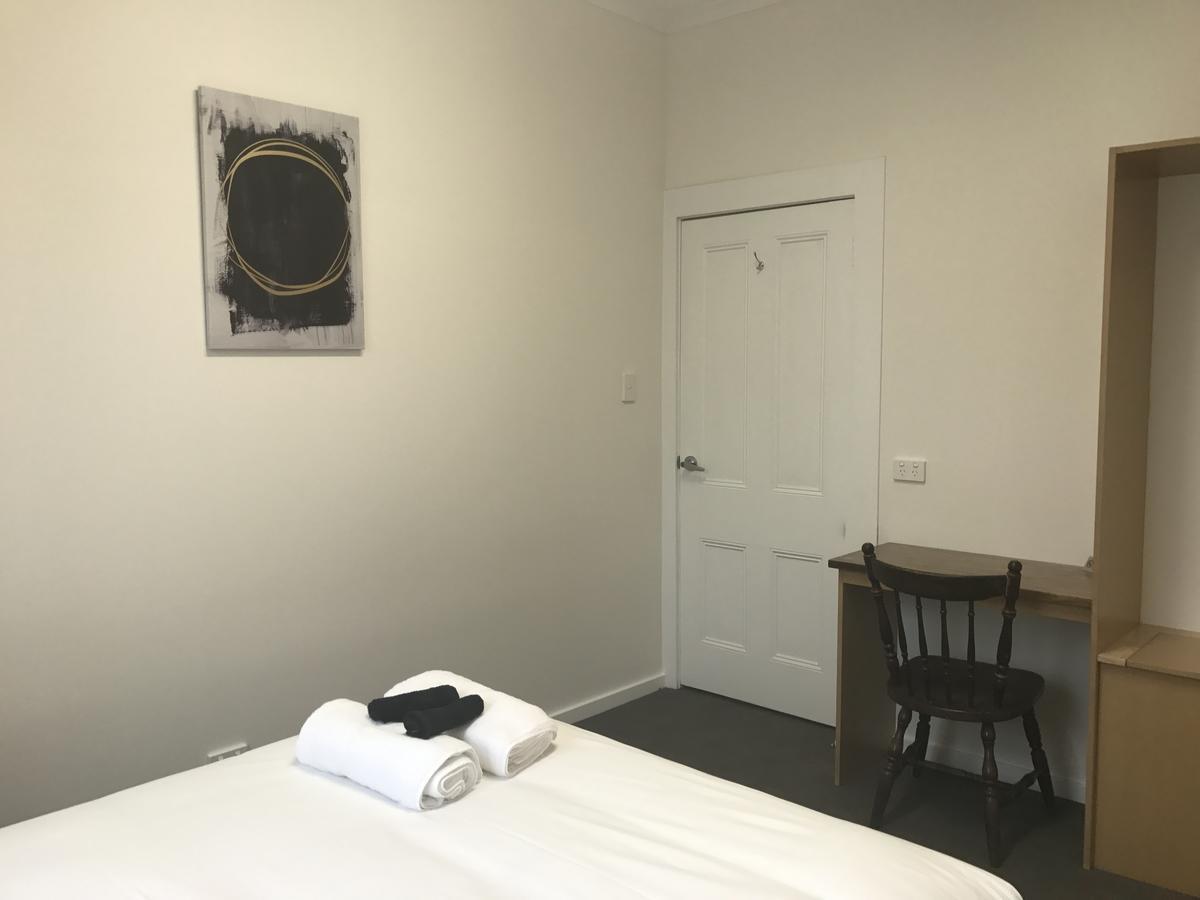 Okeefes Hotel Backpackers Λόντσεστον Εξωτερικό φωτογραφία
