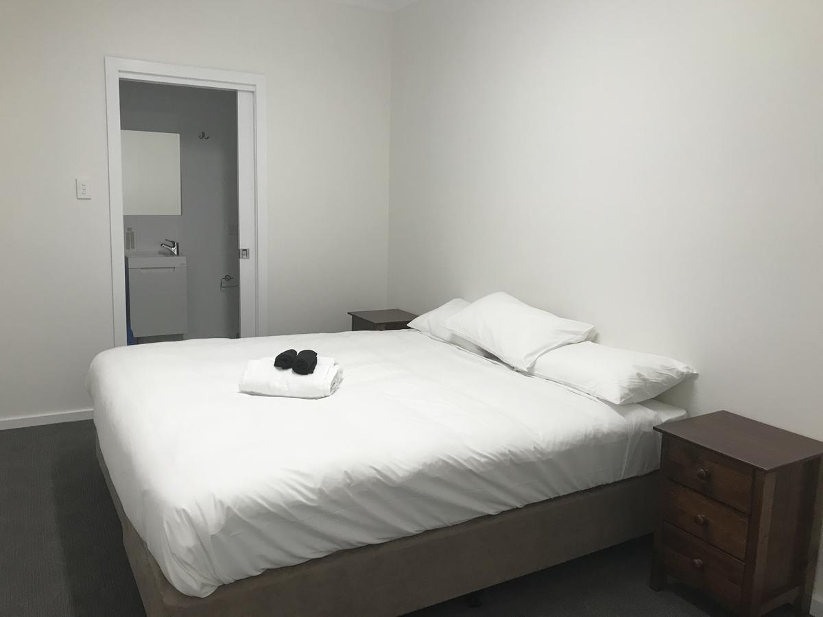 Okeefes Hotel Backpackers Λόντσεστον Εξωτερικό φωτογραφία